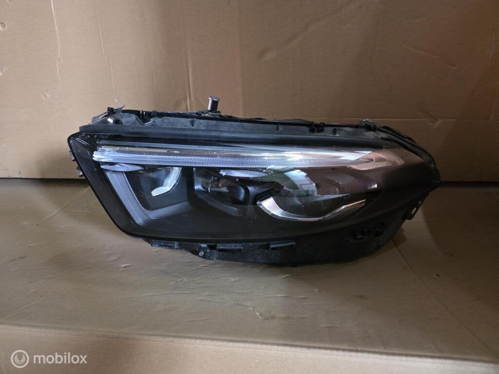 Mercedes A klasse Koplamp links facelift A1779066904, Gebruikt, Ophalen of Verzenden