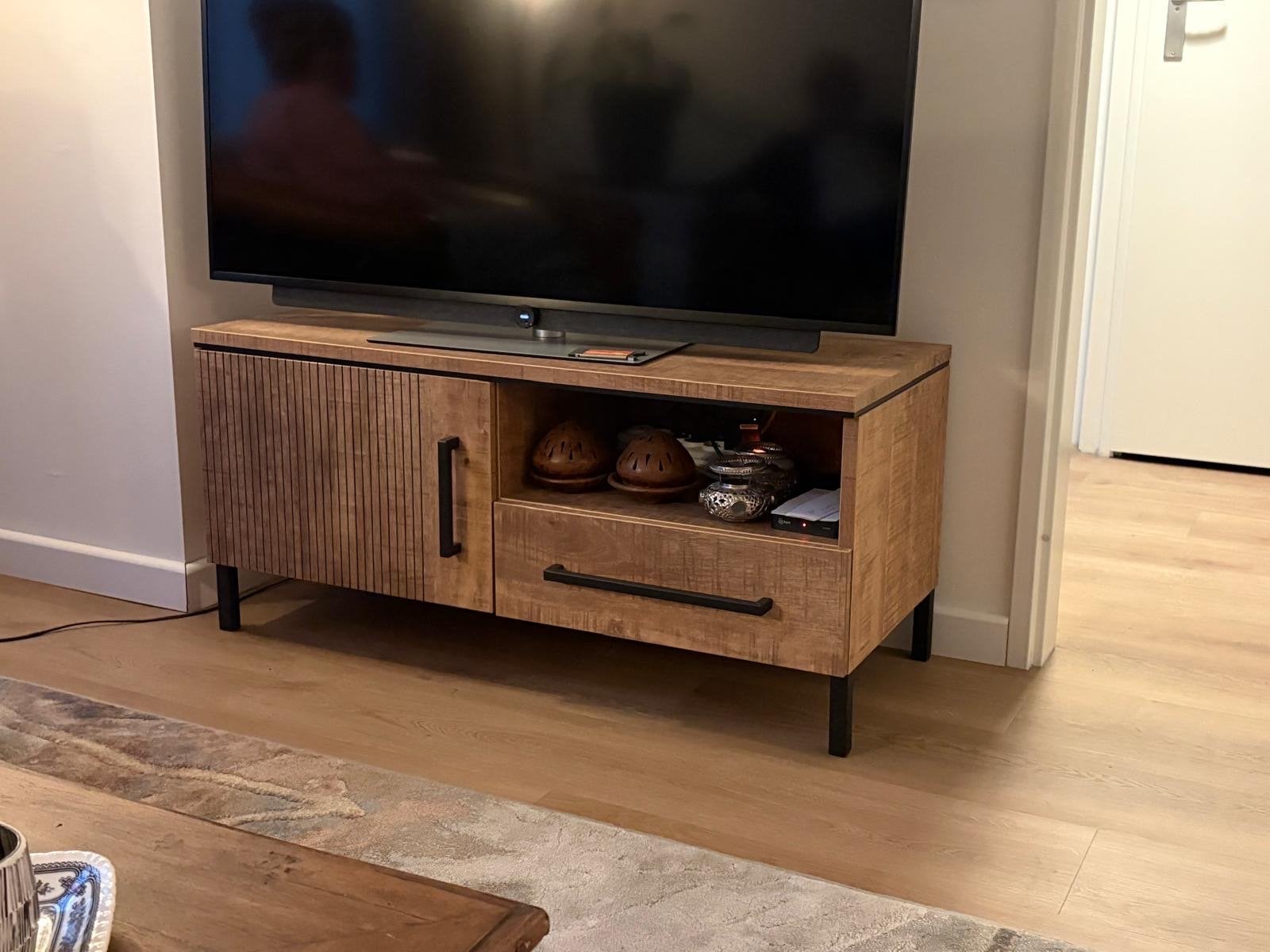 TV-meubel met lade en deurtje - 135x35 cm, Ophalen, Gebruikt, 100 tot 150 cm, Minder dan 100 cm
