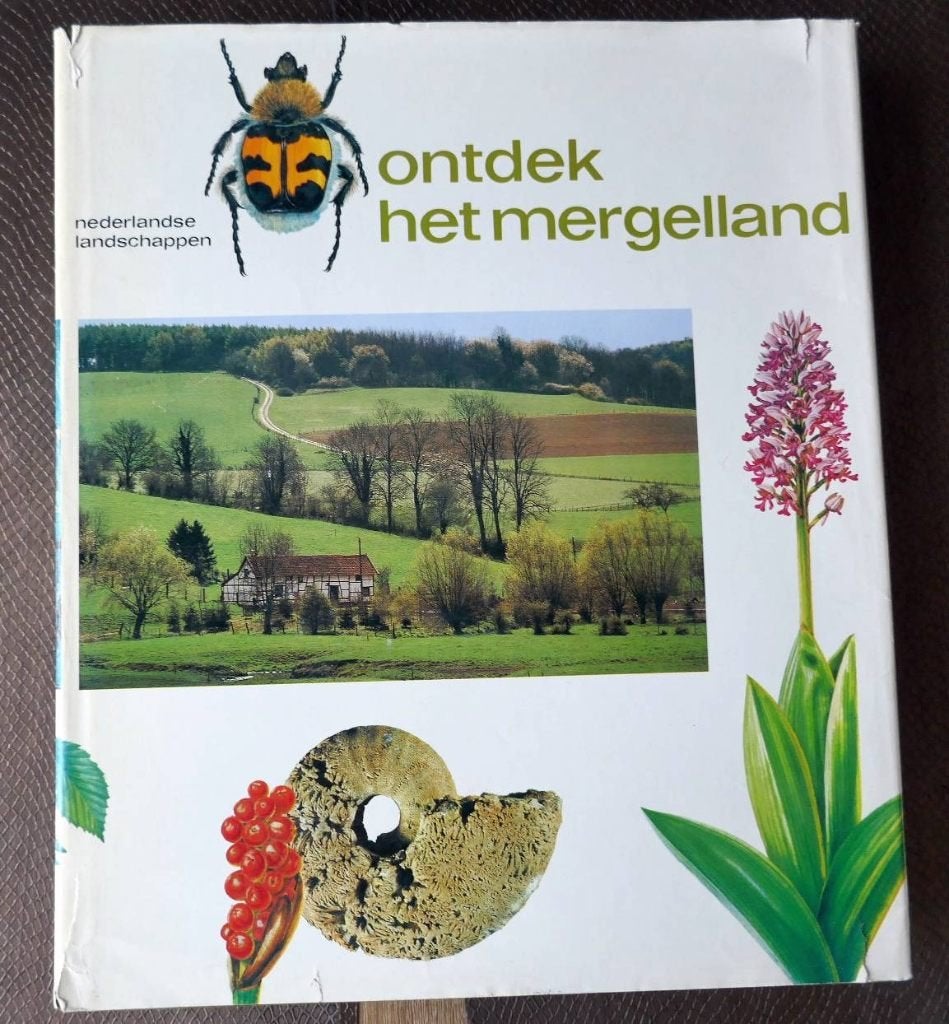 Boek: Ontdek het Mergelland – Nederlandse Landschappen, Ophalen of Verzenden, Gelezen