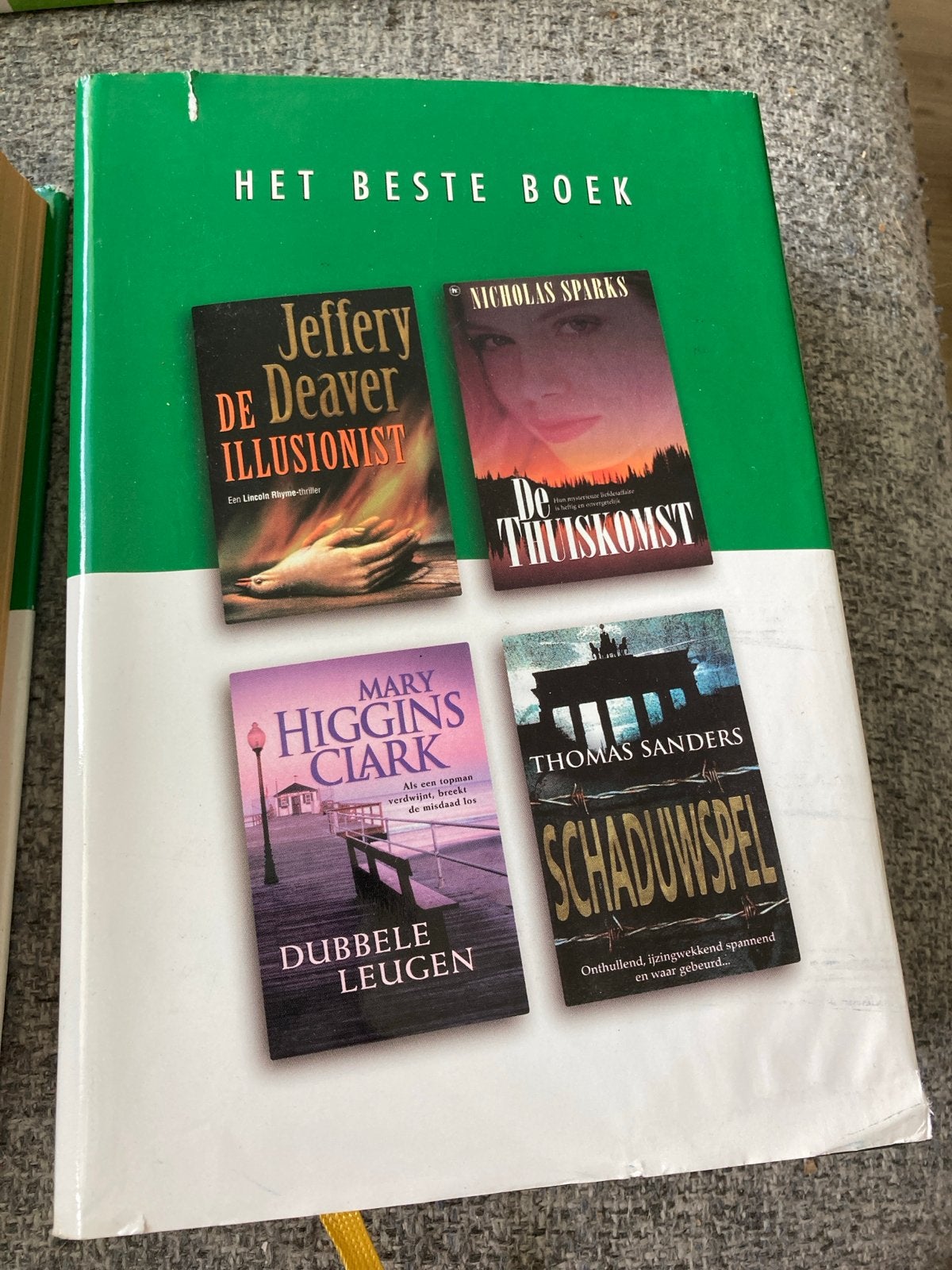 Het Beste Boek: 4 romans in 1 (Deaver, Sparks, Clark, Sander, Ophalen of Verzenden, Gelezen, Nederland