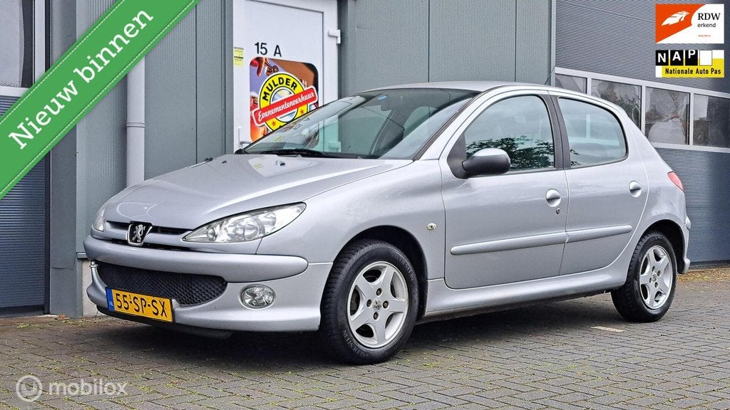 Peugeot 206 1.4 Air-line 3, Auto's, Peugeot, Bedrijf, Te koop, ABS, Airbags, Airconditioning, Alarm, Boordcomputer, Centrale vergrendeling