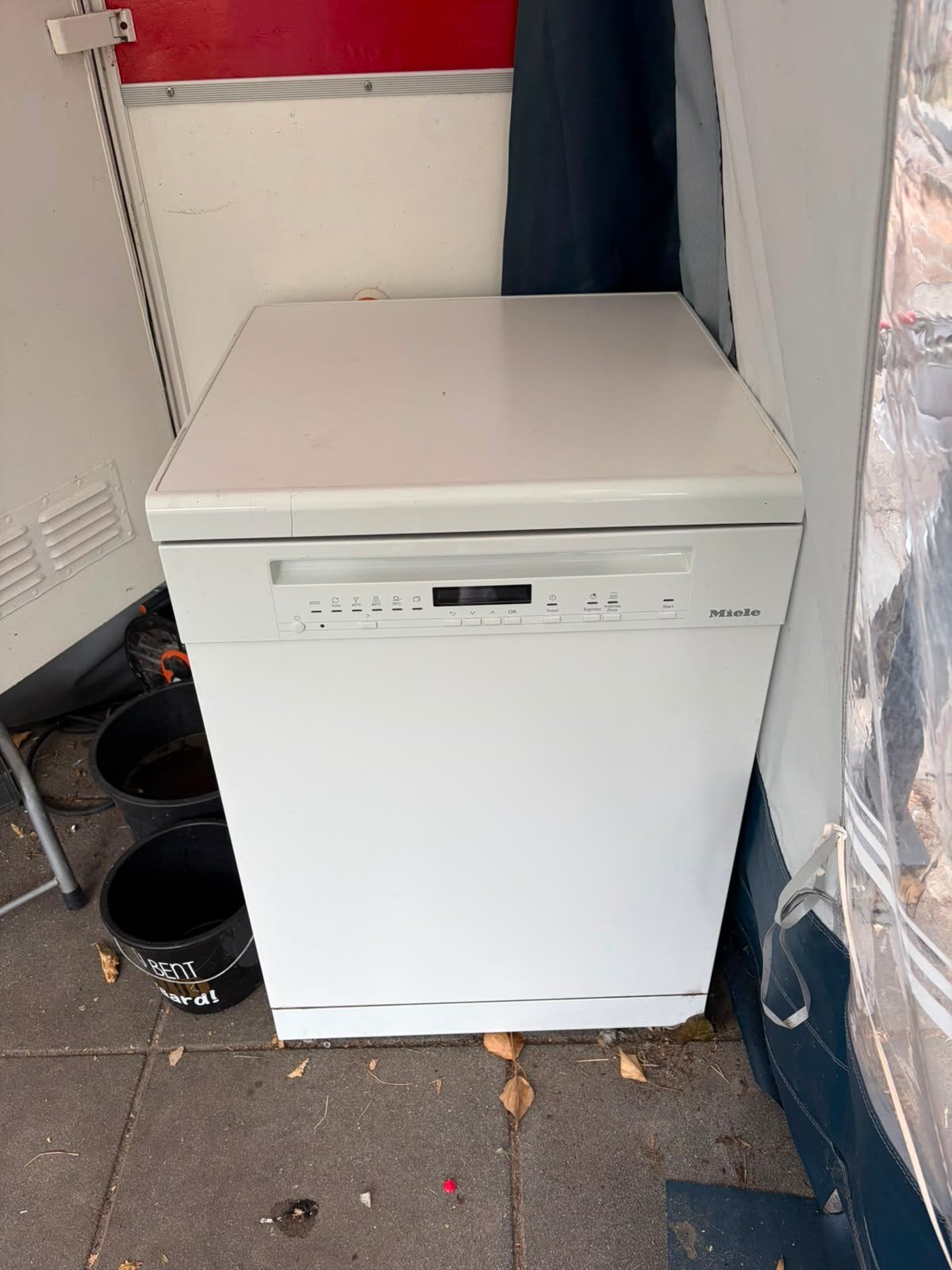 Miele vaatwasser - Vrijstaand, wit, goed onderhouden, Witgoed en Apparatuur, Vaatwasmachines, Ophalen, Gebruikt, 85 tot 90 cm