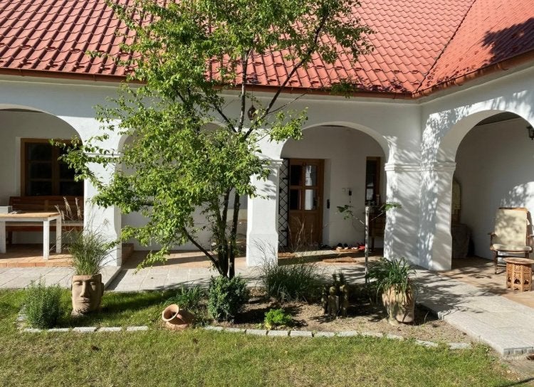 Huis te koop Hongarije (met prachtig zwembad), Dorp, 125 m², 4 kamers, Overig Europa