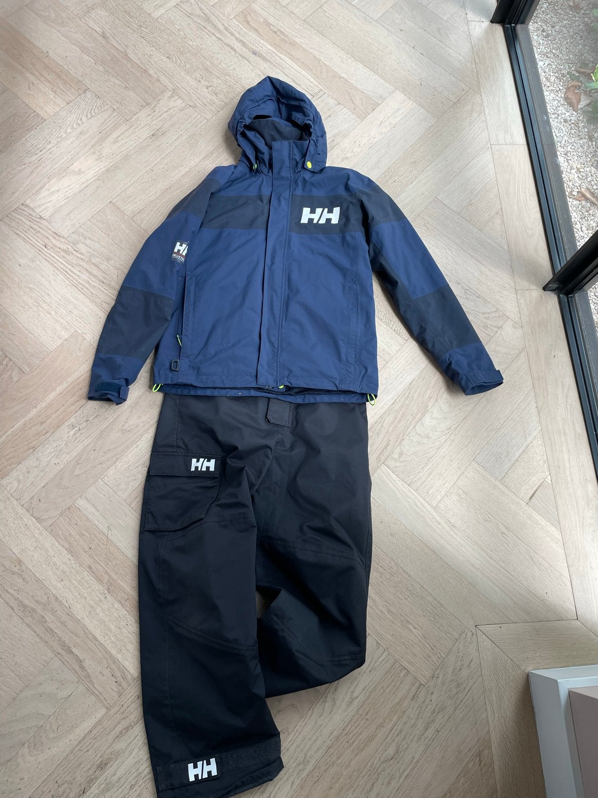 Helly Hansen zeiljas en -broek set, maat 164/14, Kinderen en Baby's, Kinderkleding | Overige, Ophalen of Verzenden, Gebruikt, Jongen of Meisje