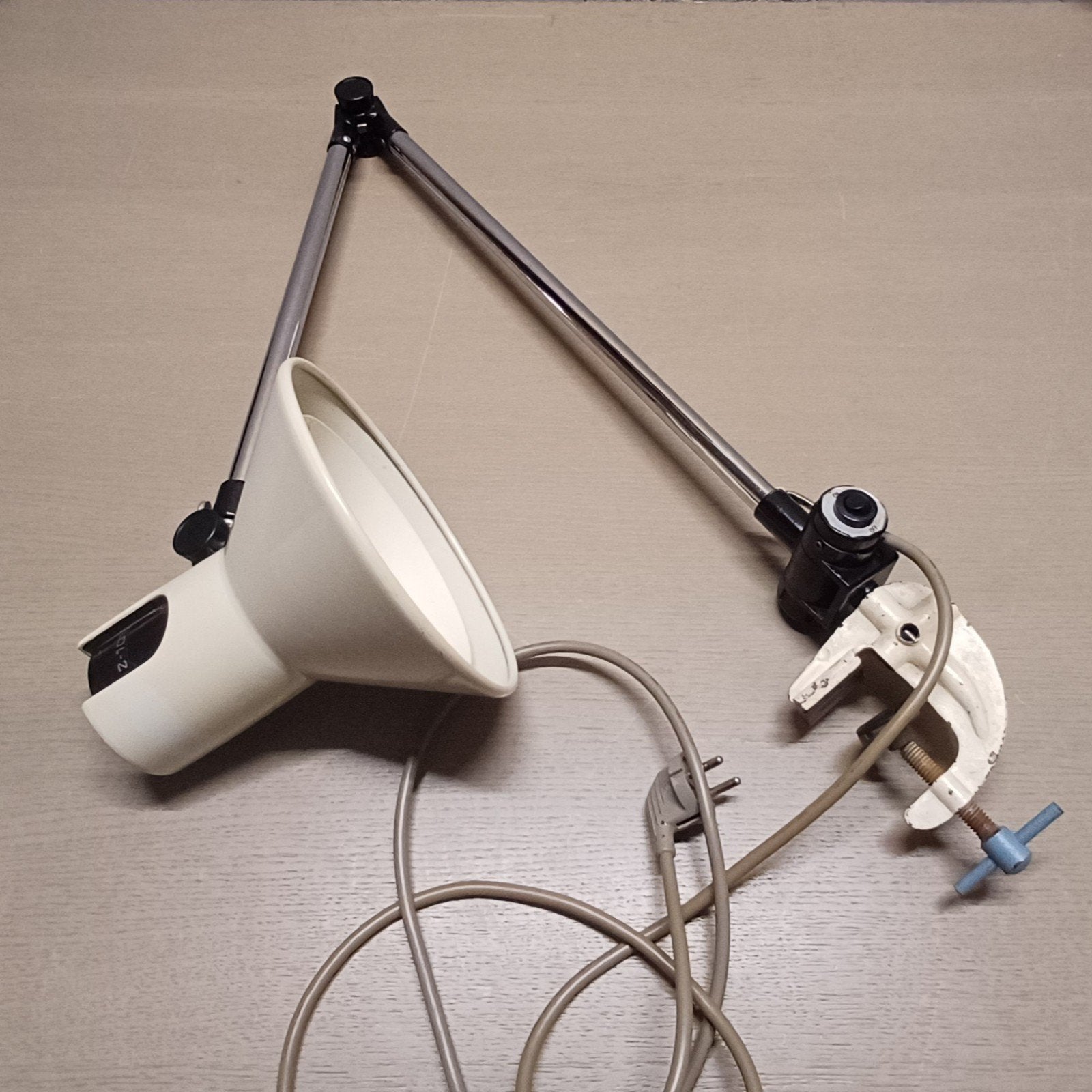 DESIGN VERSTELBARE WERKLAMP BUREAULAMP YAMADA SHOMEI Z-101, Bureaulamp, Zo goed als nieuw, Metaal, Design