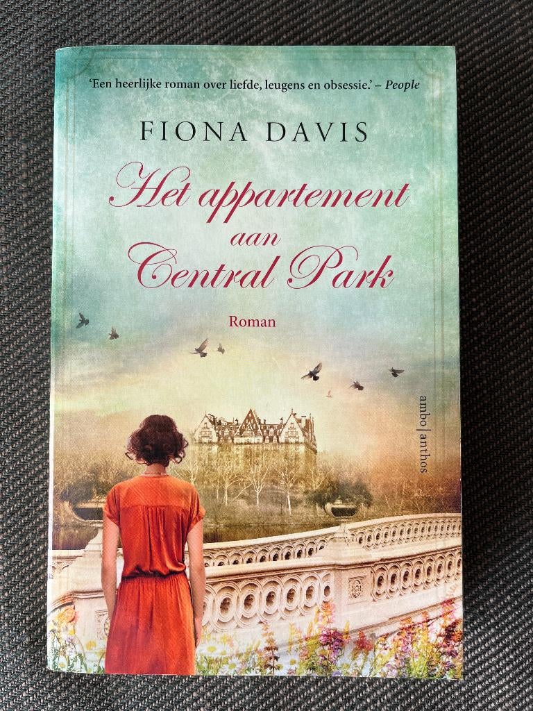 Fiona Davis - Het appartement aan Central Park., Ophalen of Verzenden, Zo goed als nieuw, Fiona Davis