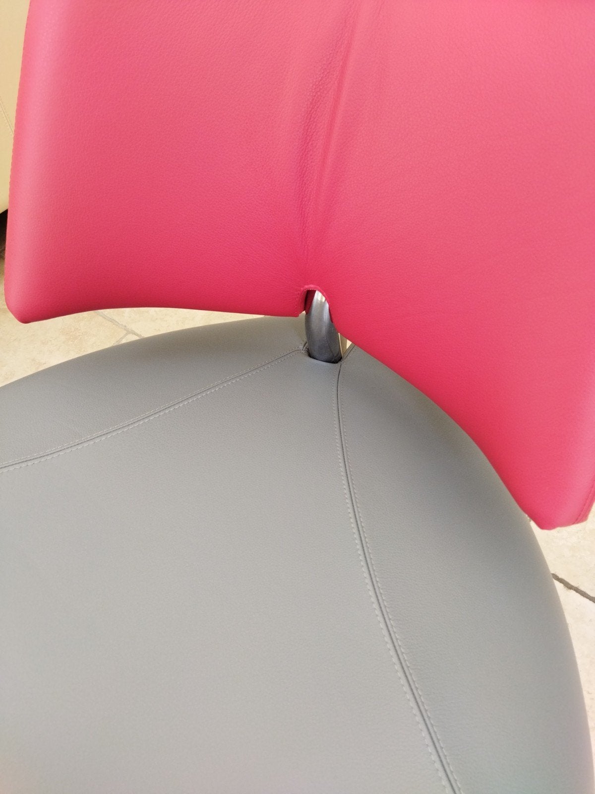 Nieuwe Leolux Pallone Pa fauteuil in leder., Huis en Inrichting, Ophalen of Verzenden, Zo goed als nieuw, 50 tot 75 cm, Leer