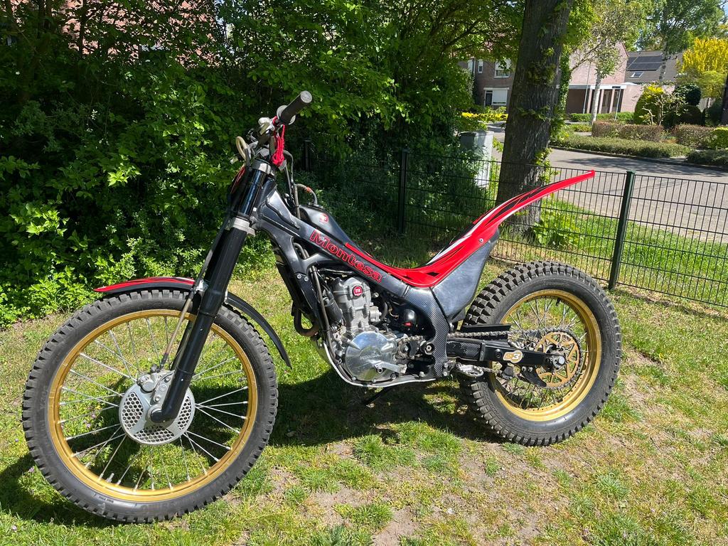Montesa 4rt trial motor, Fietsen en Brommers, Brommers | Crossbrommers, Zo goed als nieuw, Overige merken, Ophalen