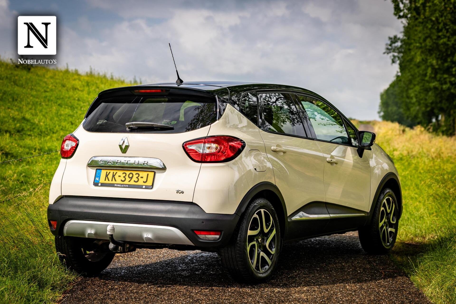 Renault Captur 0.9 TCe Xmod |Nap |Trekhaak |Navi |LM Velgen, Auto's, Voorwielaandrijving, 898 cc, Gebruikt, Euro 6