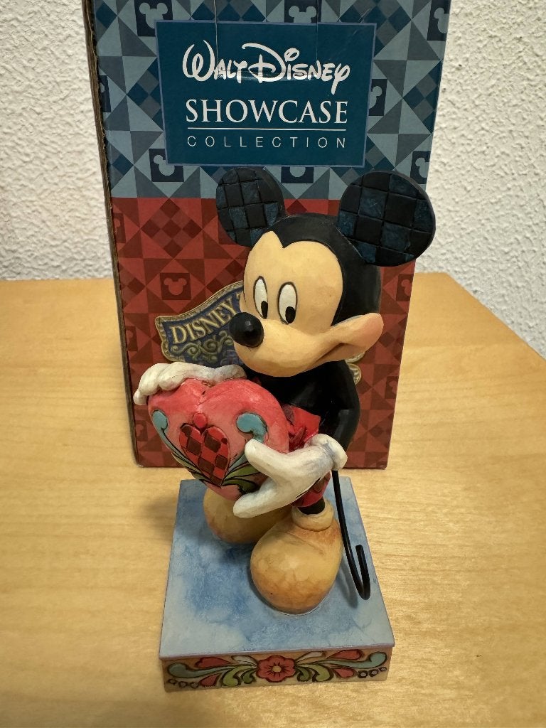 Disney Traditions Mickey Mouse 'a Gift of Love' 4026084, Ophalen of Verzenden, Mickey Mouse, Zo goed als nieuw, Beeldje of Figuurtje
