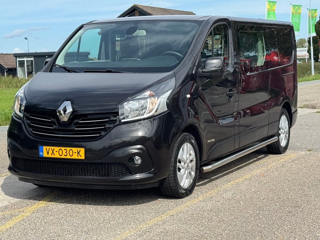 Renault Trafic 1.6 DCI 103KW Dubbel cabine 2016, Voorwielaandrijving, Euro 5, Stof, Zwart