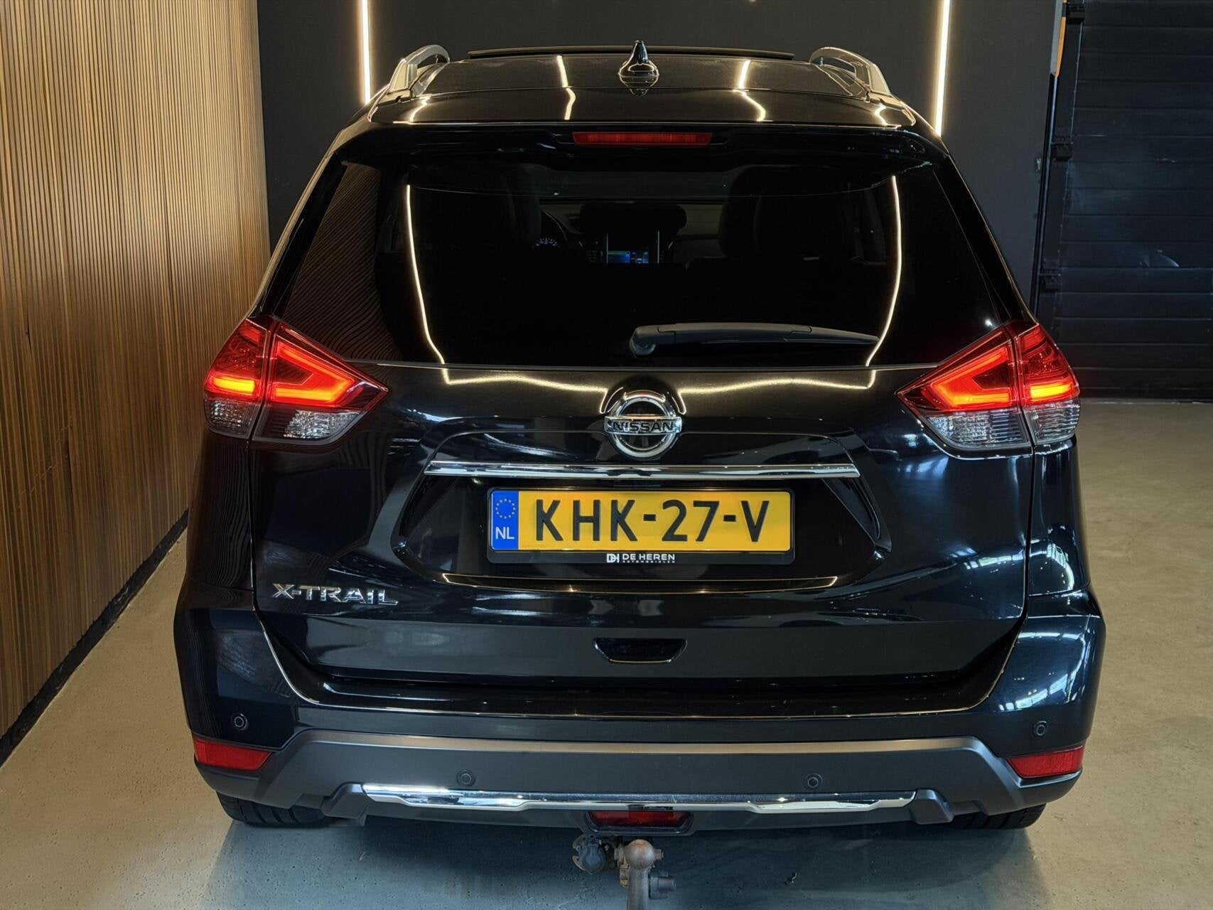 Foto 7 van Nissan X-Trail 1.3 DIG-T N-Tec PANO,TREKH,19''BOSEElecStoel