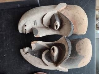 masker oceanie, Ophalen
