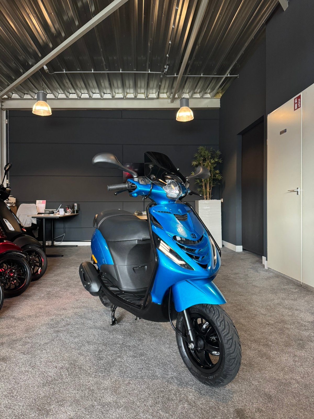 Piaggio Zip 50S | Full option | 2024 | Brom | Garantie