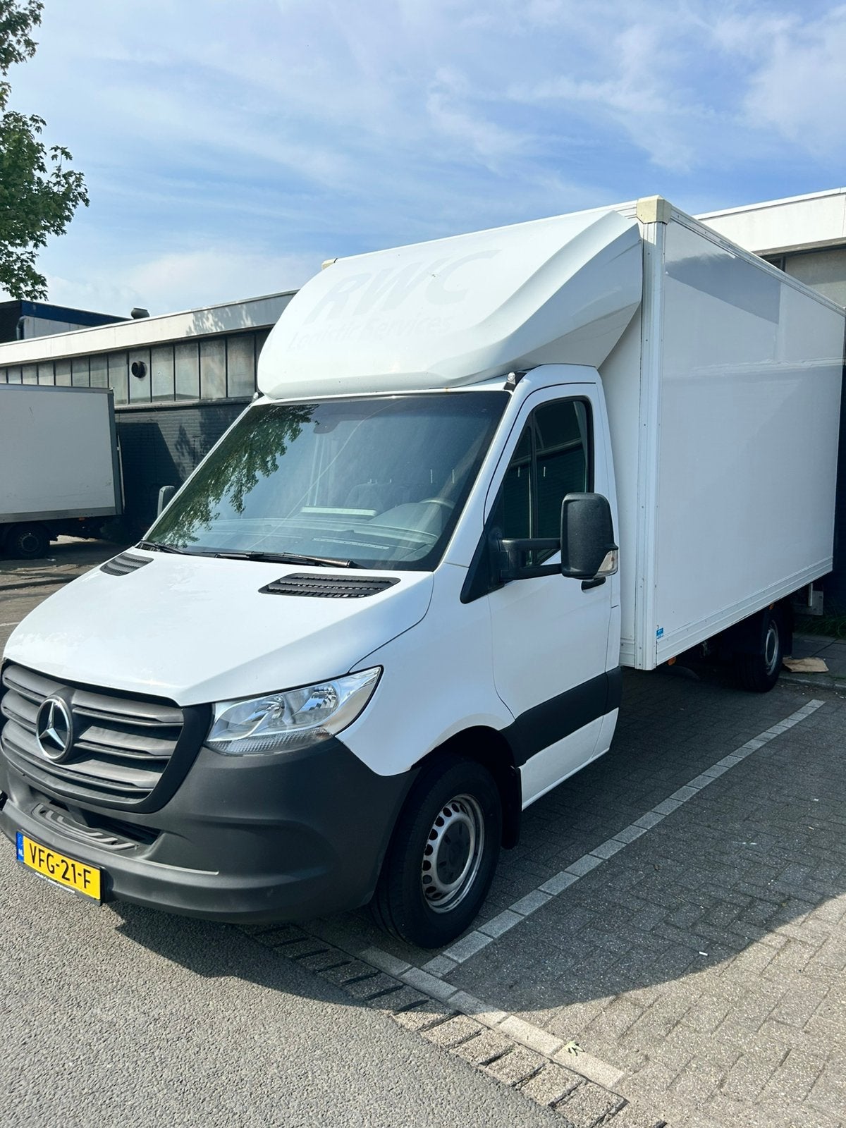 Tehuur verhuisbakwagen  va.€59,95, Ophalen, Zo goed als nieuw
