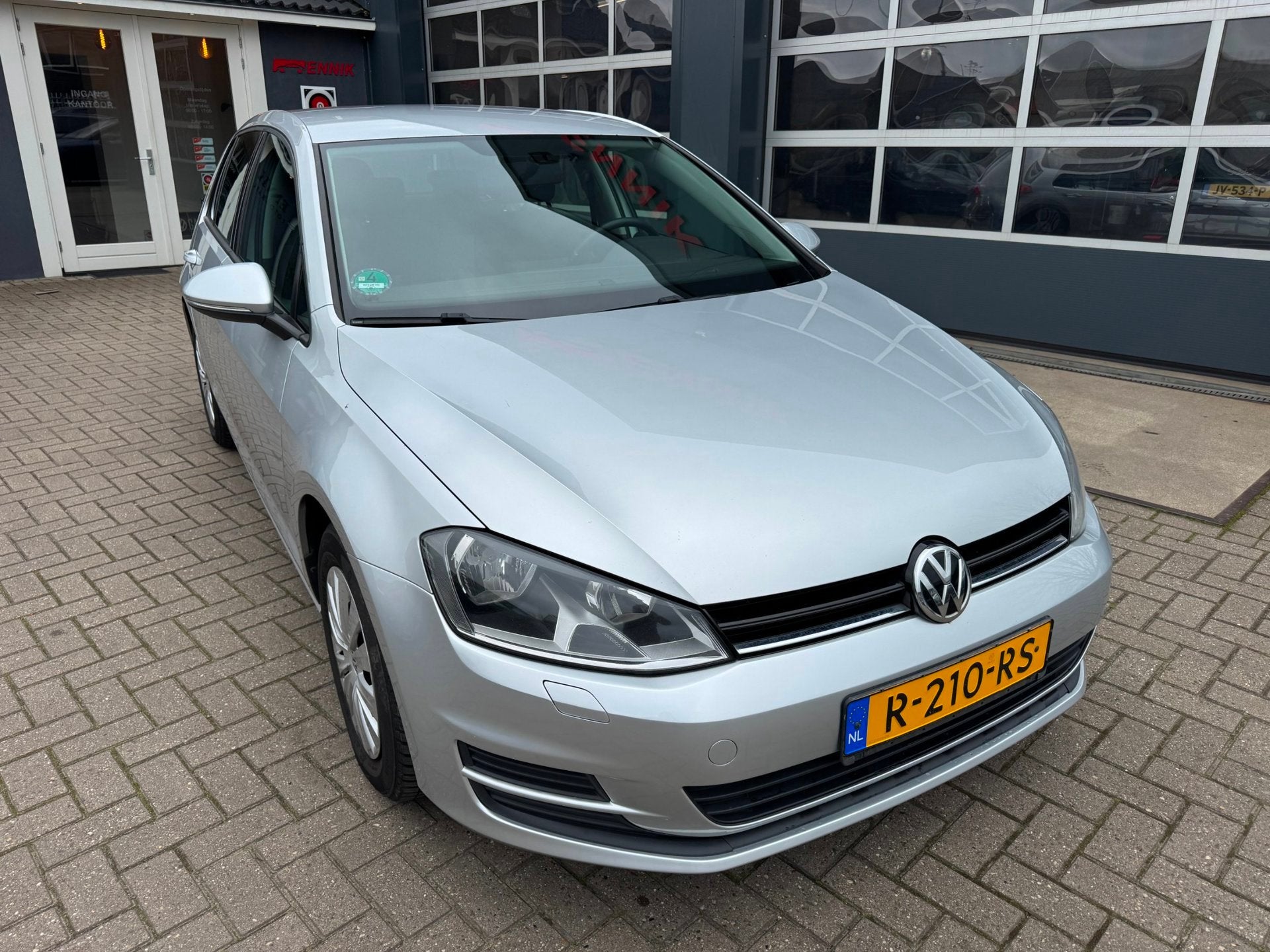Volkswagen Golf 1.2 TSI Trendline, Voorwielaandrijving, Euro 5, Gebruikt, 4 cilinders