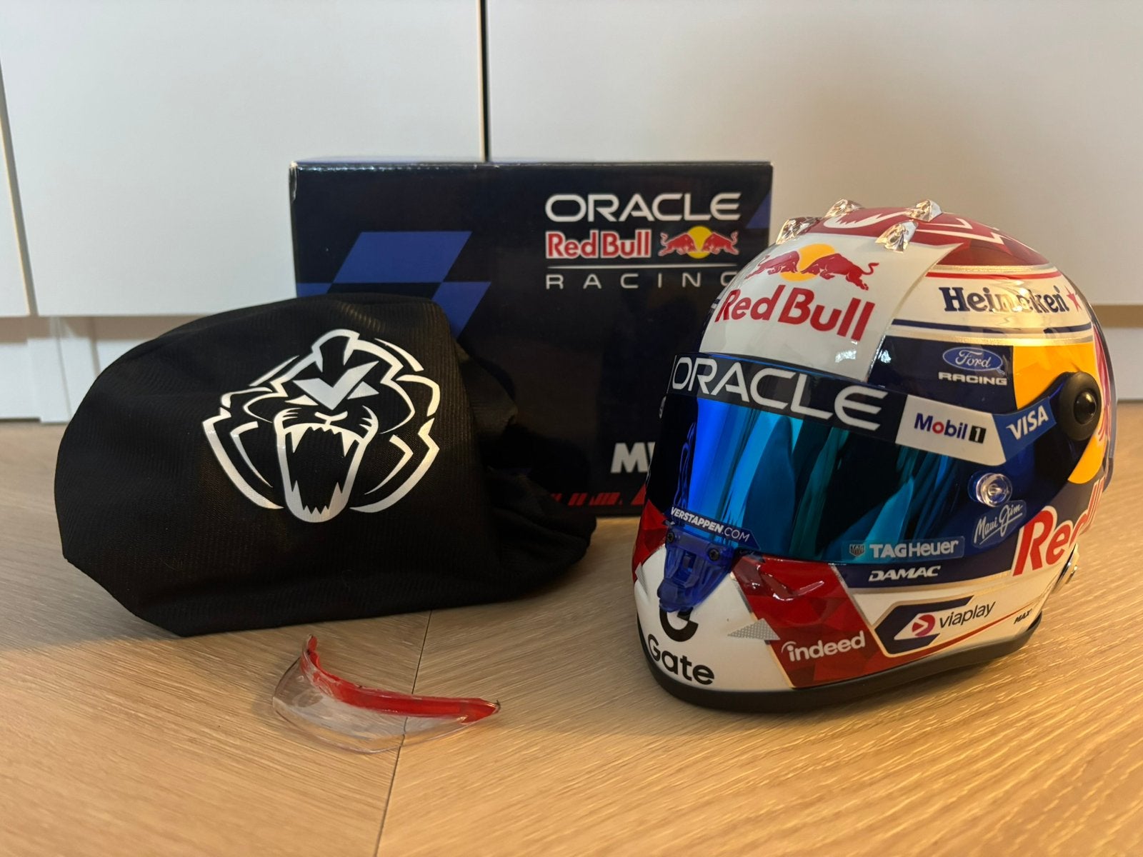 Max Verstappen Red Bull Racing 2026 helm 1:2 Schaalmodel, Ophalen of Verzenden, Zo goed als nieuw, Formule 1