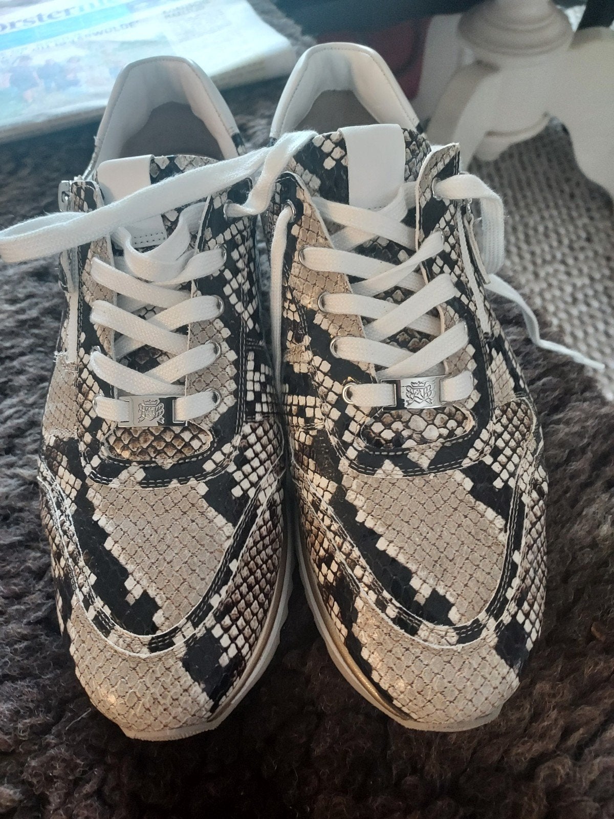 hassia sneakers maat 7, Kleding | Dames, Schoenen, Ophalen of Verzenden, Zo goed als nieuw, Sneakers of Gympen