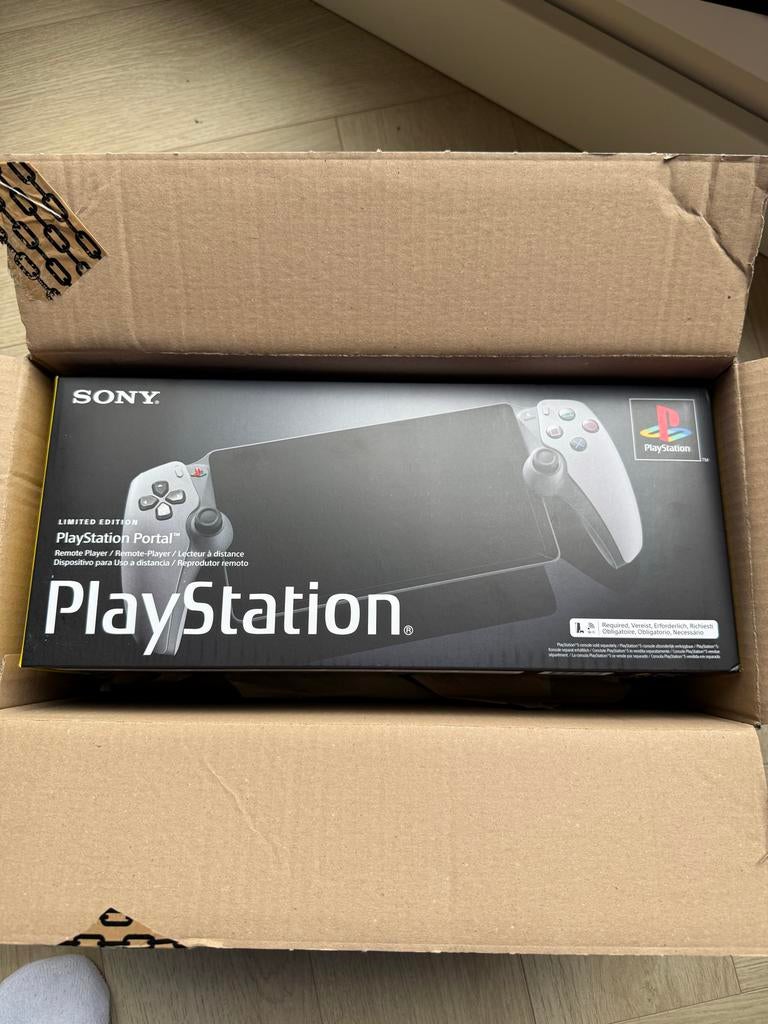 Sony PlayStation Portal - Limited Edition 30th, Online, Overige genres, 1 speler, Nieuw