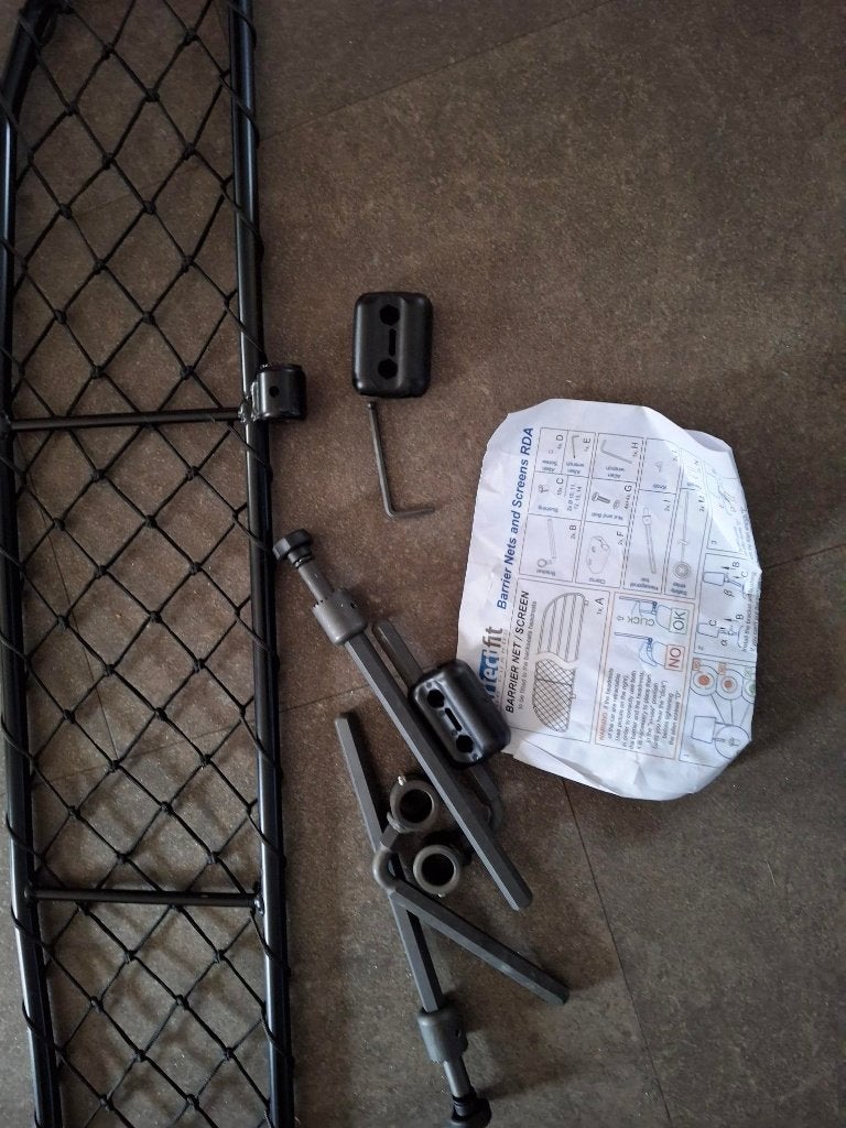 Hondenrek, Toyota Yaris, vanaf augustus 2020, Auto diversen, Ophalen