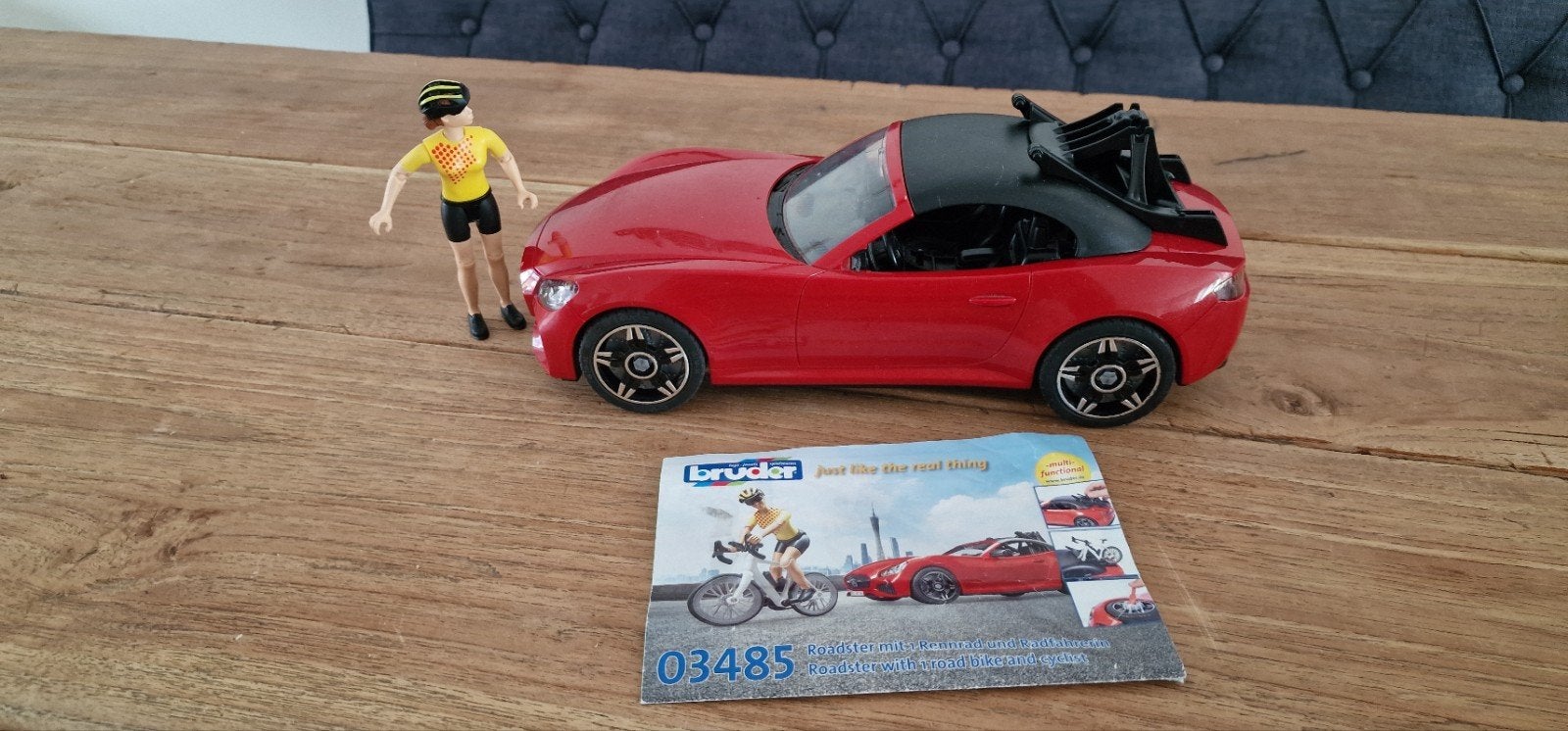Bruder auto met fietsenrek en wielrenner 03485, Ophalen of Verzenden, Zo goed als nieuw