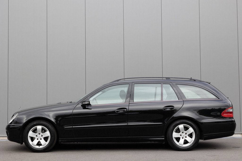 Mercedes-Benz E-Klasse Estate 200 K | NAVI | CRUISE | STOELV, Auto's, Mercedes-Benz, Automaat, Gebruikt, Zwart, 4 cilinders