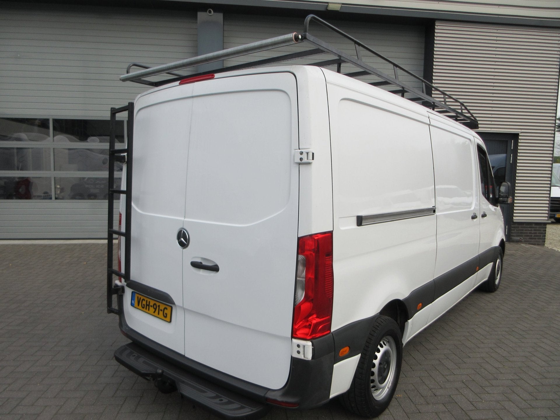 Mercedes-Benz Sprinter 314 2.2 CDI L2H1 airco ,3 zits ,trekh, Auto's, Voorwielaandrijving, Gebruikt, Euro 6, 2096 kg