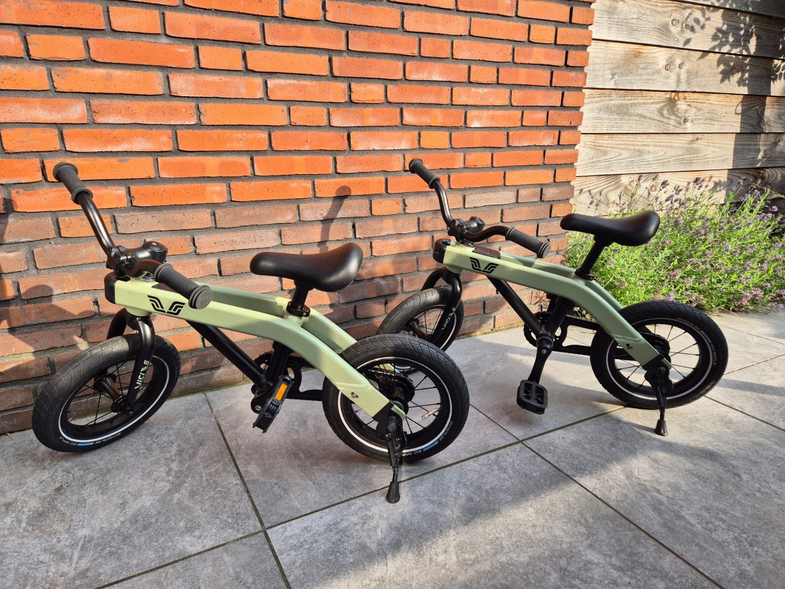 Vici meegroeifiets groen (2x), Ophalen, Terugtraprem, Gebruikt, Vici