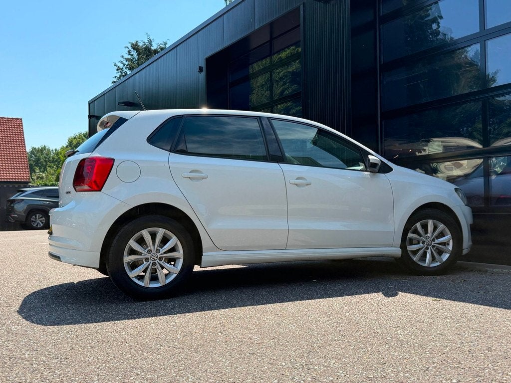 Volkswagen Polo 1.4 TDI BlueMotion Navi Cruise Bluetooth, Auto's, Voorwielaandrijving, Gebruikt, Euro 6, 580 kg