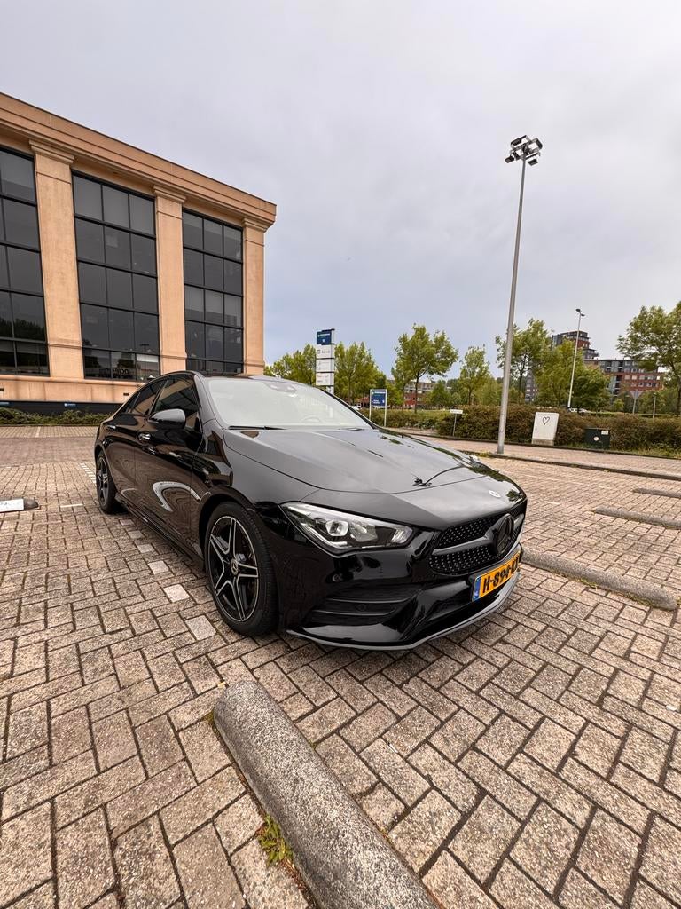 Mercedes-Benz CLA 180 136pk 7G-DCT 2020 Zwart, Auto's, Mercedes-Benz, 136 pk, 4 cilinders, Zwart, Origineel Nederlands