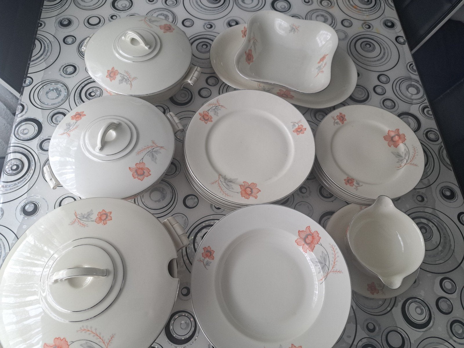 Compleet Arzberg Bavaria servies met bloemmotief, Huis en Inrichting, Ophalen of Verzenden