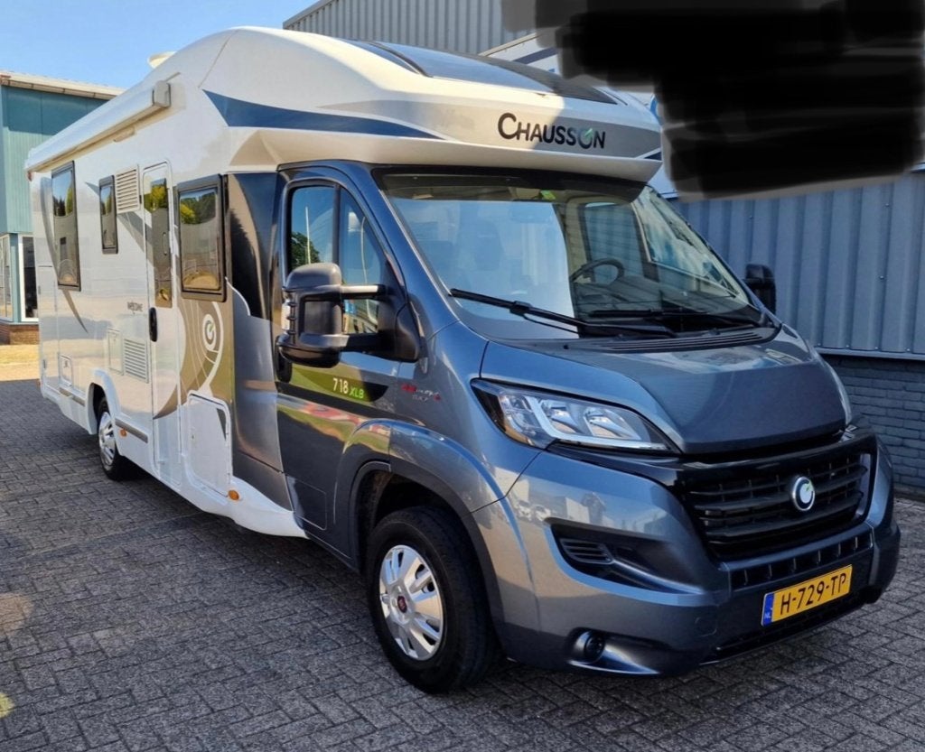 Chausson 718 XLB Camper - Queens Bed - Luxe, Ringverwarming, ESP-stabiliteitscontrole, Fiat, 7 tot 8 meter