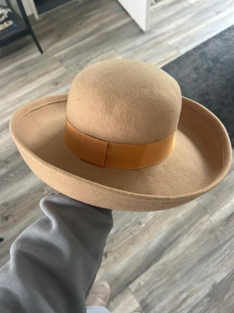 Vintage wolvilten hoed van maison de bonneterie, Ophalen of Verzenden, Zo goed als nieuw, One size fits all, Hoed