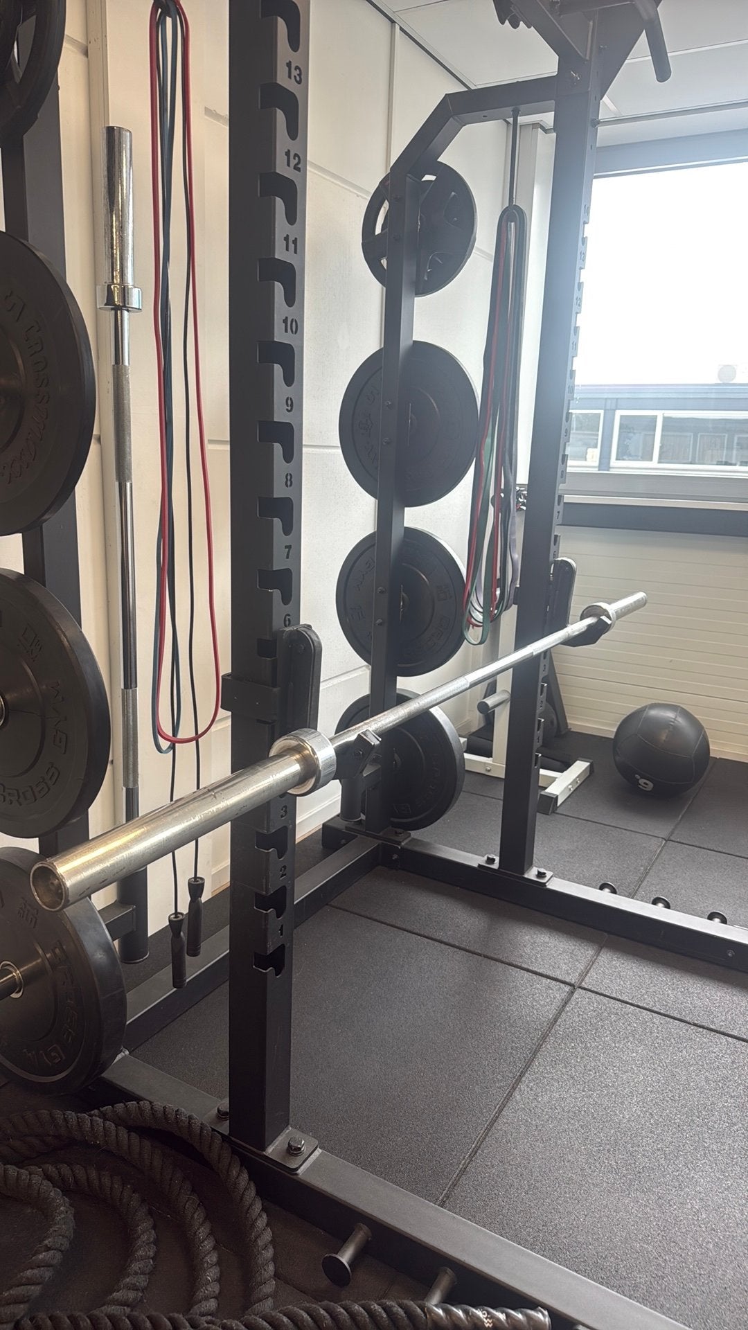 Barbell stang 20kg, Sport en Fitness, Fitnessmaterialen, Ophalen, Gebruikt, Halterstangen