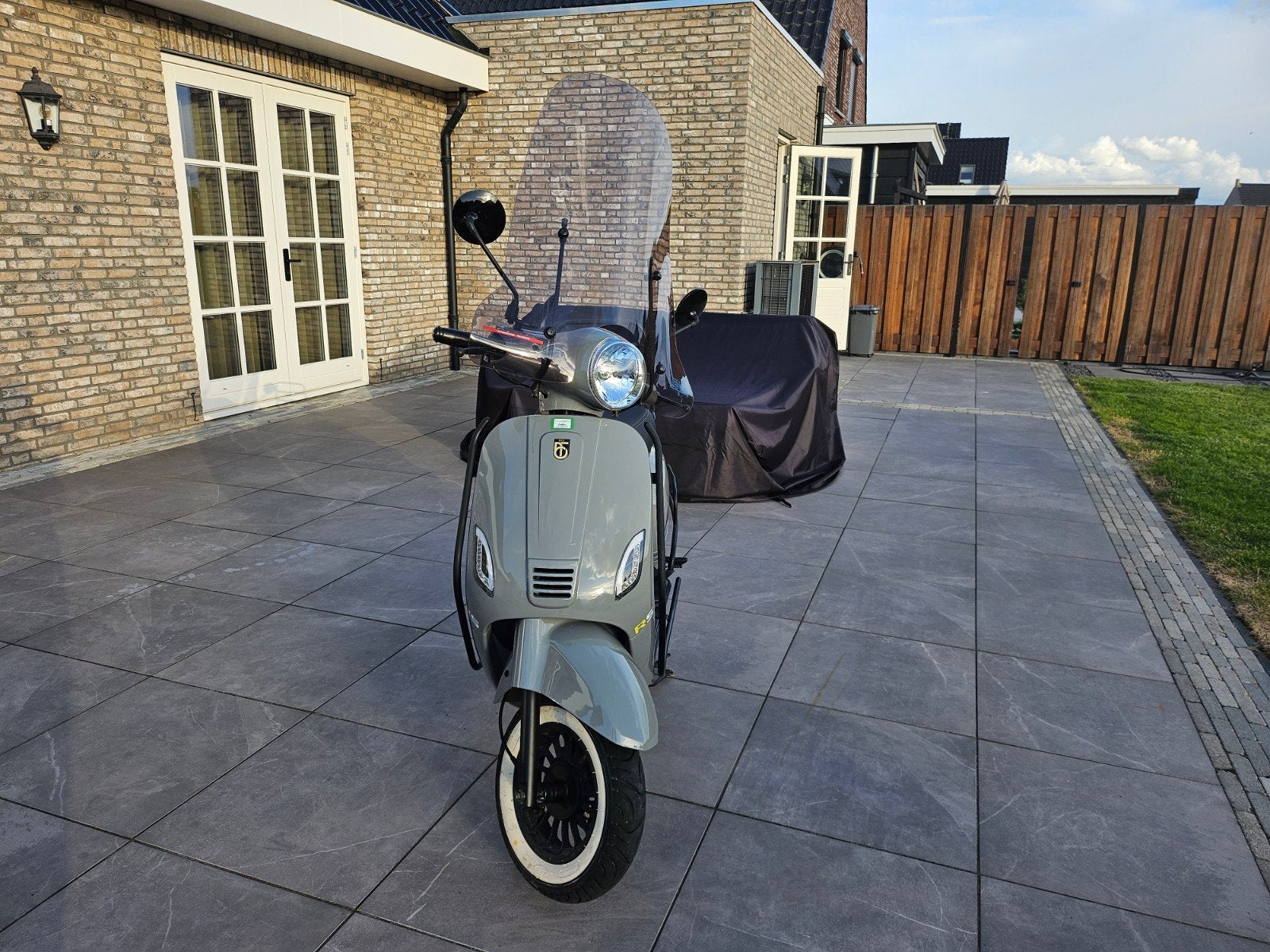 BTC Riva RS Snorscooter (2021) – Nardo Grey – Slechts 1.059, Fietsen en Brommers, Ophalen, Zo goed als nieuw, Overige typen, Overige merken