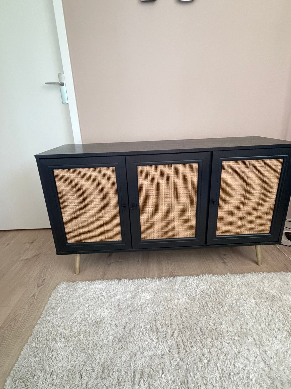 Tv meubel Webbing (Sweeek), Ophalen, Zo goed als nieuw, 25 tot 50 cm, 100 tot 150 cm