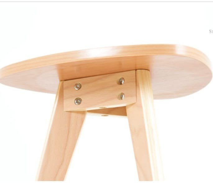 Driehoekig bijzettafeltje van hout - 50 cm, 45 tot 60 cm, Minder dan 55 cm, Nieuw, Ophalen of Verzenden