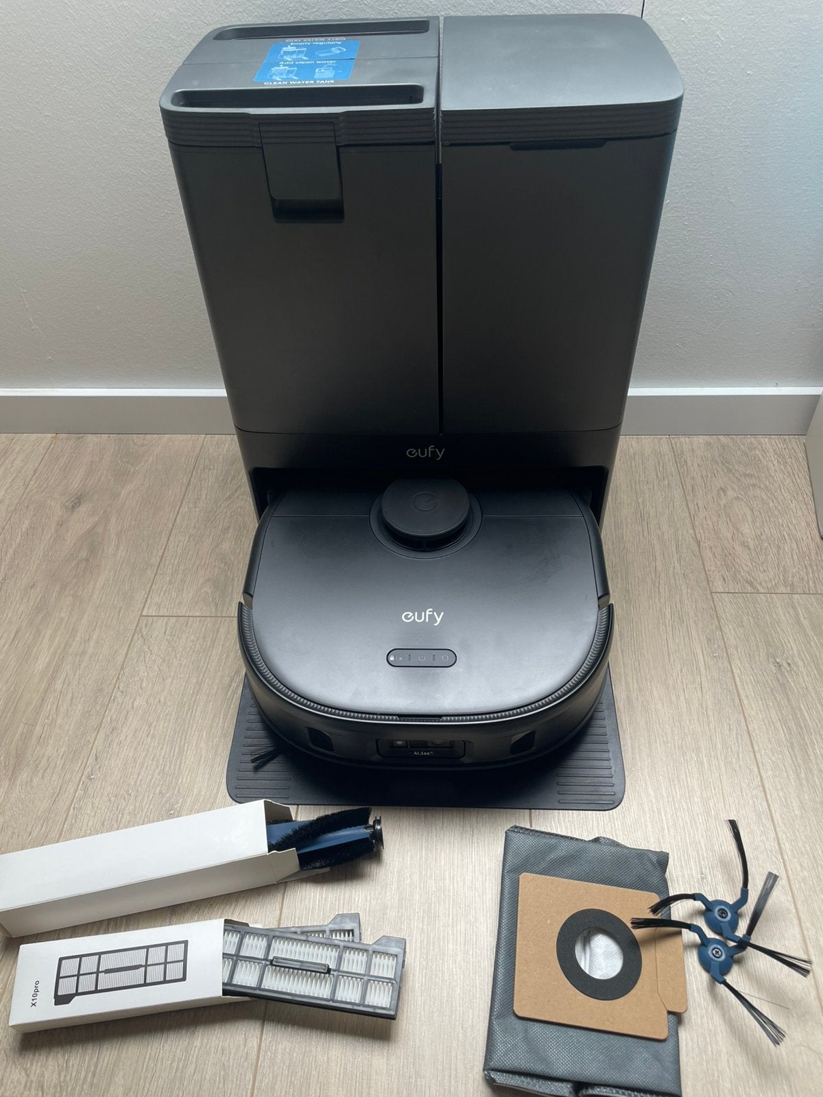 Eufy X10 Pro Omni Robotstofzuiger. Bijna Nieuw, Ophalen of Verzenden, Zo goed als nieuw, Bedienbaar via app, Robotstofzuiger