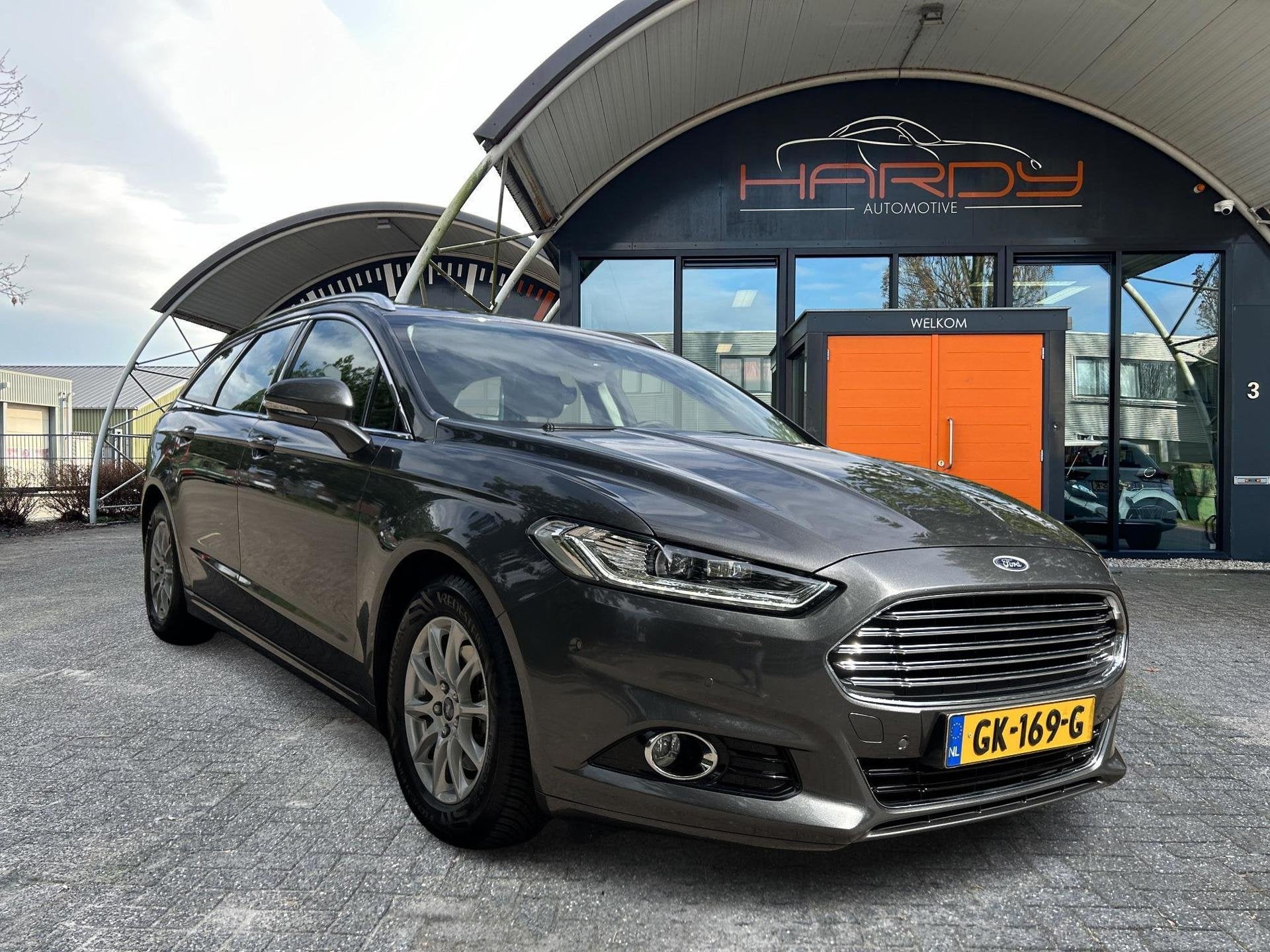 Ford Mondeo Wagon 1.5 Titanium Dealer onderhouden Trekhaak N, Voorwielaandrijving, Stof, 4 cilinders, Parkeersensor