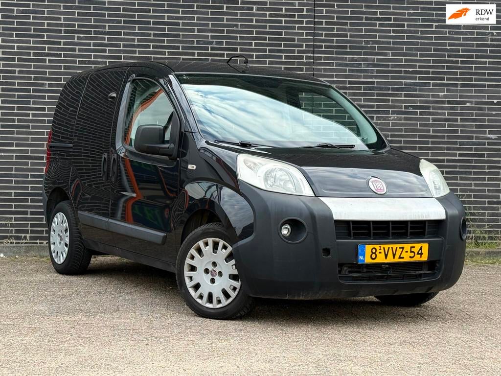 Fiat Fiorino 1.3 MJ Adventure Automaat Euro 5, Nieuwe Apk!, Auto's, Euro 5, Gebruikt, 4 cilinders, 400 kg