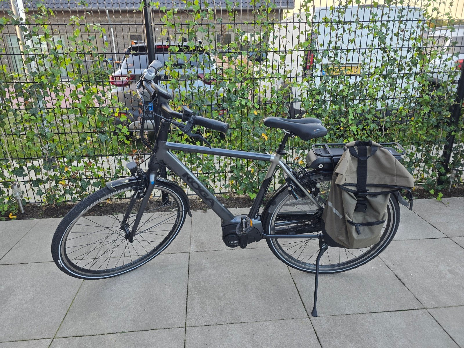Koga Nova E-bike met Bosch Active Line Plus motor, 51 tot 55 cm, Ophalen, Zo goed als nieuw, 50 km per accu of meer