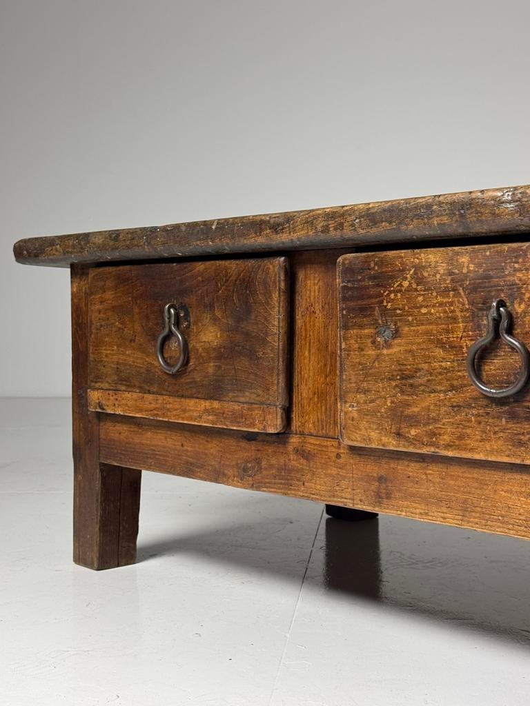 Spaanse Salontafel 18e eeuw antiek, Ophalen