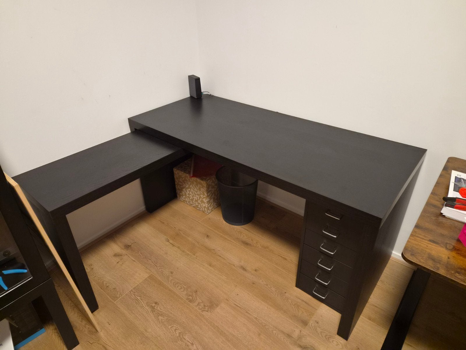 ikea malm bureau zwart/bruin, Ophalen, Hoekbureau, Zo goed als nieuw, IKEA