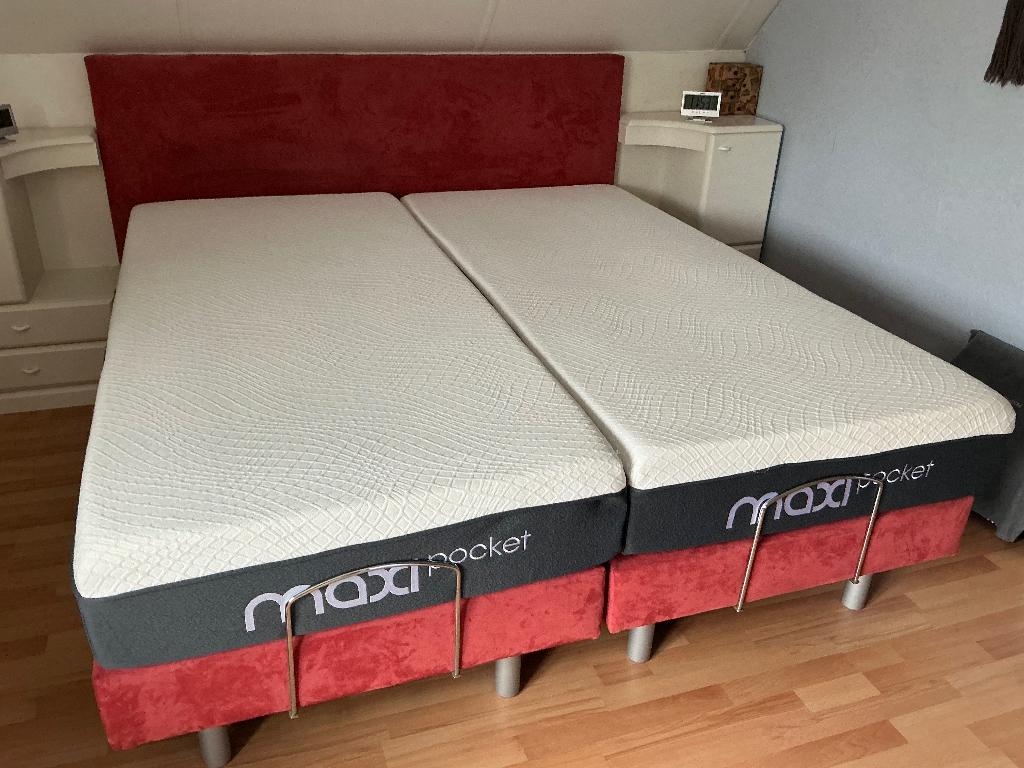 Boxspring 180 x 200 elektrisch, Ophalen, Gebruikt, Tweepersoons, 180 cm