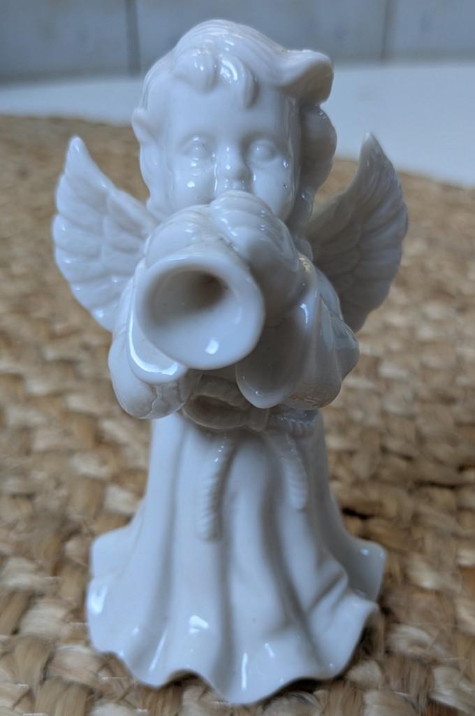 Mooi vintage porseleinen beeldje van een engel met trompet, Verzamelen, Ophalen of Verzenden, Zo goed als nieuw, Overige typen