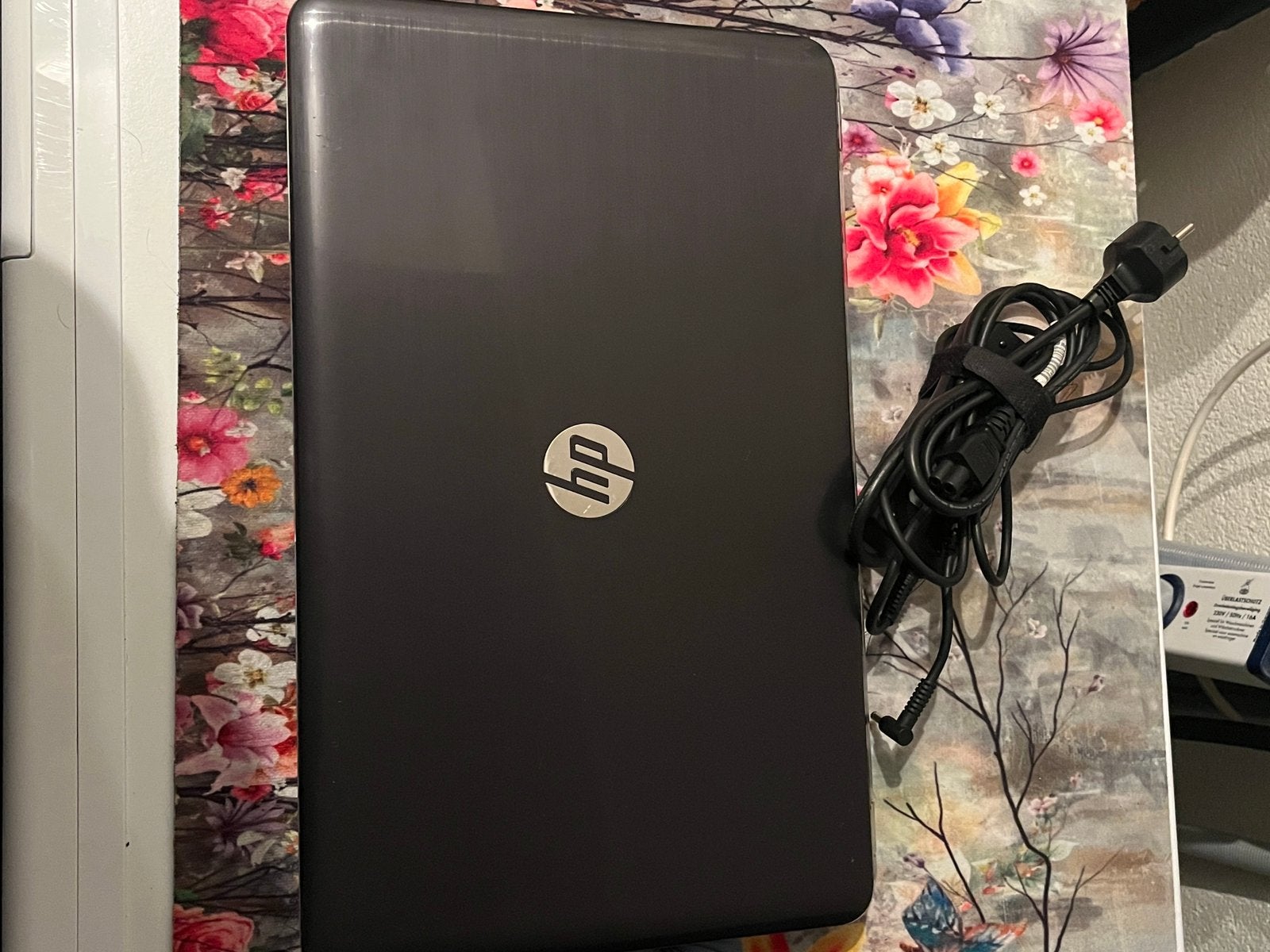 Nette HP Pavilion 17" (2015), Hp, Qwerty, Minder dan 2 Ghz, AMD