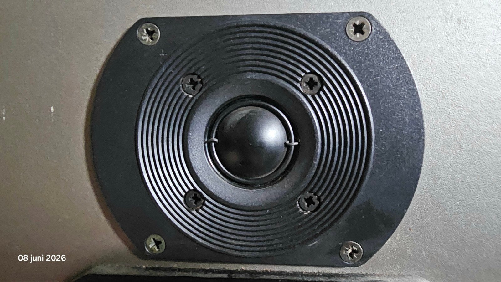 B&W TP 26 tweeter, voor de B&W dm100, dm110, dm220 en dm330.