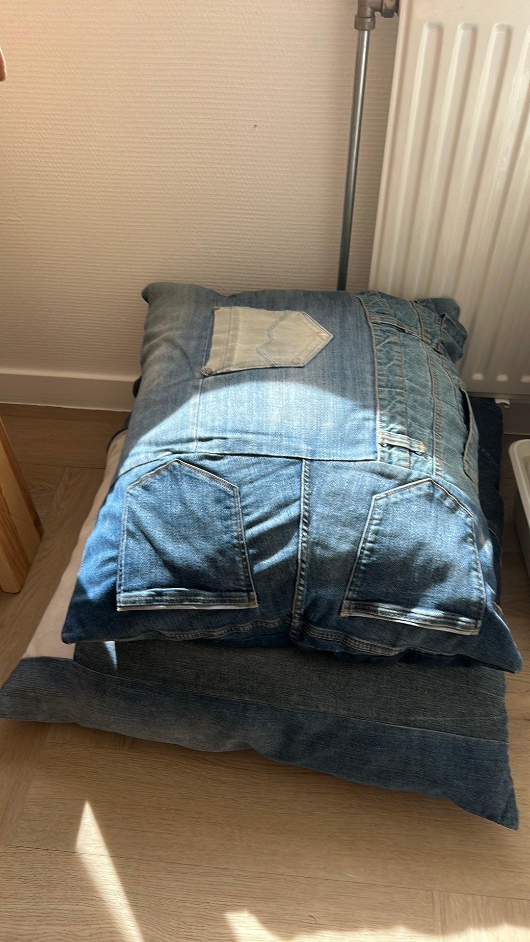 2 grote kussens spijkerstof, Ophalen, Gebruikt, Blauw, Rechthoekig
