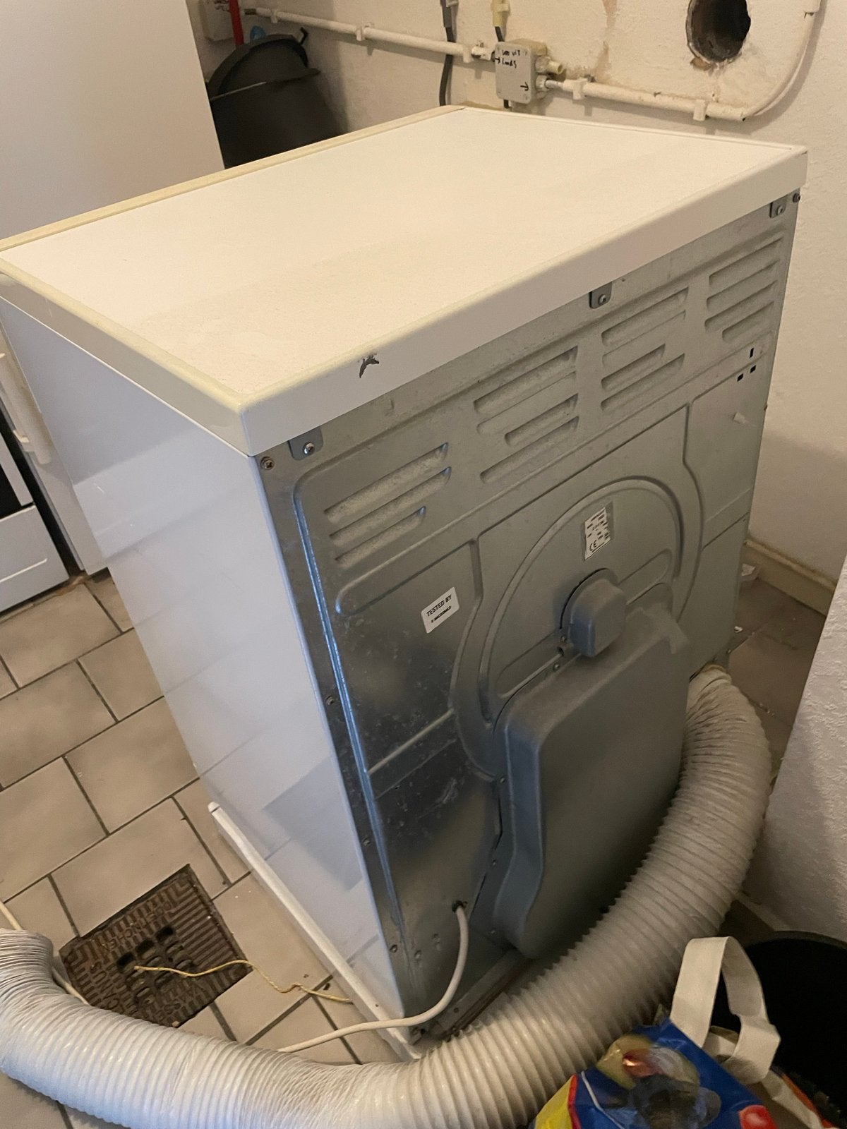 Indesit droger  - Deur defect, Witgoed en Apparatuur, 6 tot 8 kg, Niet bekend, Voorlader, Niet werkend