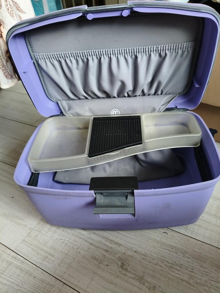 Carlton Beautycase - Paars met cijferslot, Sieraden, Tassen en Uiterlijk, Beautycases, Ophalen, Gebruikt, Paars, Met slot